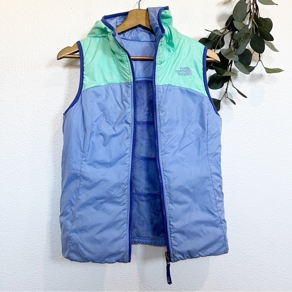 The North Flace- Girl’s Reversible Puffer Vest Size 14/16